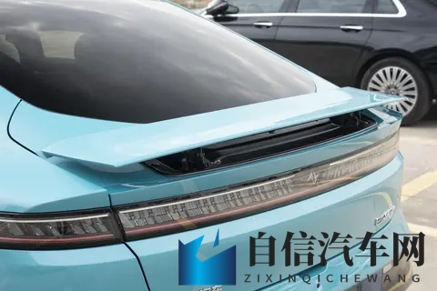 性能与智能的交融：详析东风奕派eπ007+四驱版-1