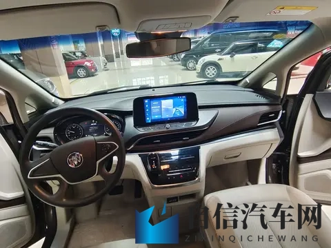 开了2年的别克GL8,11万多拿下商务接待值不值?-2