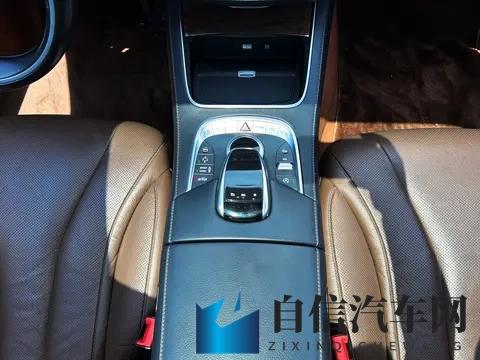 一手豪华座驾，17年奔驰S320L，十年磨砺，风华依旧-3