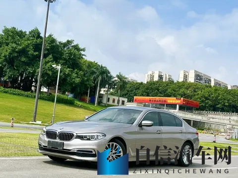 精品综合：新能源汽车热销，安全性能评测必看！-3