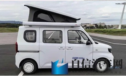 城市人买菜车改床车，五菱这招太狠，生活缝隙里藏着新活法-3