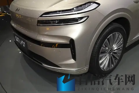 25款乐道L90，大空间SUV，纯电续航605km，对比问界M7-1