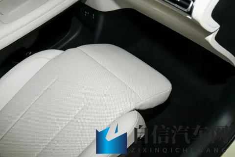 新车  或售10万元起_纯电小型SUV，长安启源全新Q05将11月21日上市-3