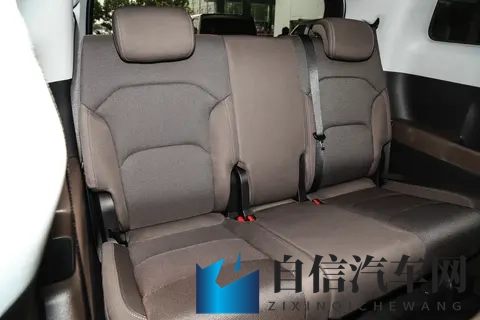 10万级MPV，五菱星光730：大空间+三动力，家庭出行真香之选！-1