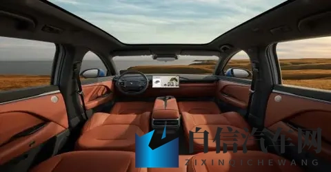 被忽略的细节！全新极狐阿尔法t5空间大比拼-2