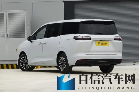 10 万级家用 MPV 宝藏之选！星光 730 PHEV 全解析，好开又好坐还省钱-2