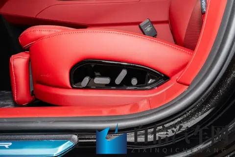 阿维塔12：中大型纯电车，空间大，舒适性高，适合家用-2