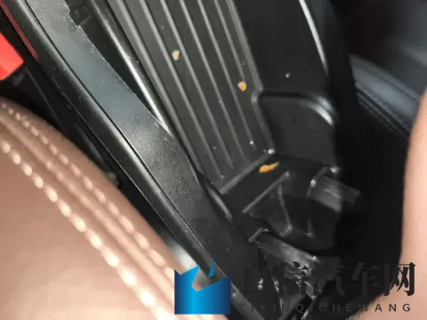 13万拿下准新宝马X1，代步家用好选择！-2