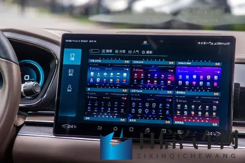 老头吃奶：奶瓶座椅受老年人喜爱，汽车市场新风向-2