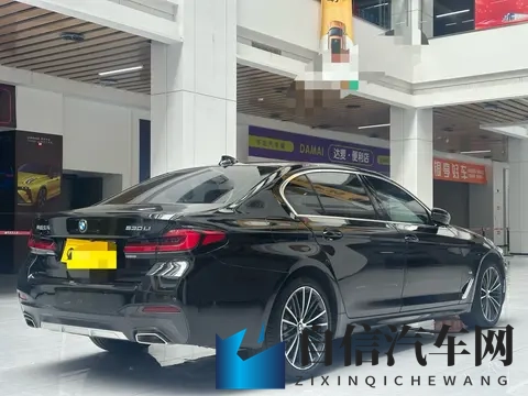 男生和女生一起拆拆很痛的：汽车维修：男女技师如何联手破解难题-1