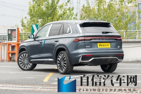 吉利星越L：15万买燃油SUV，绕不开的硬实力派-3