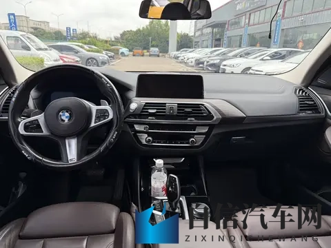 老婆自述3 P刺激经历:全新车型惊艳上市,科技赋能驾驶新体验-3