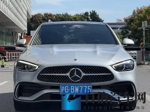 20万拿下准新奔驰C级！41万公里，体验豪华运动风-3