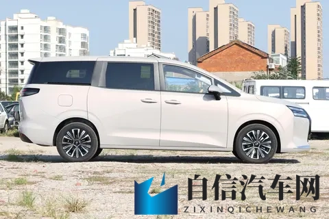 星光730 真7座电动侧滑门 10万级家用多动力MPV-2